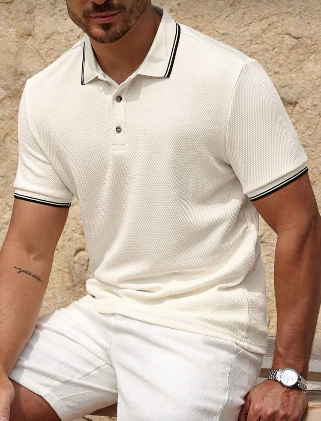 Men’s Textured Polo Shirt – Slim Fit